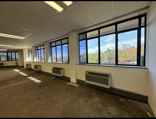 815M² OFFICE TO LET IN SANDTON CENTRAL